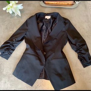 ✨Elizabeth and James Fitted Black Blazer